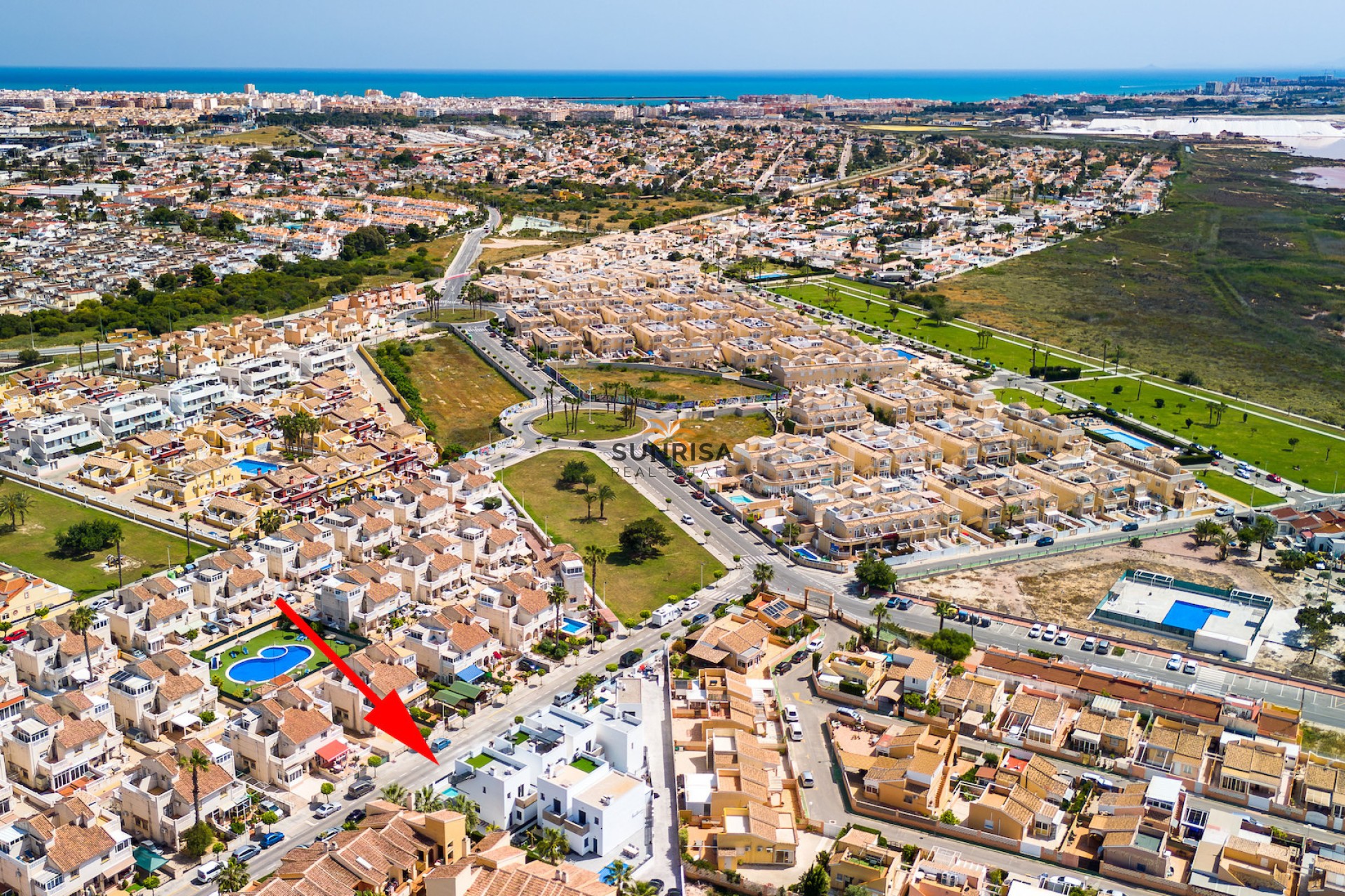 Resale - Villa - Torrevieja
