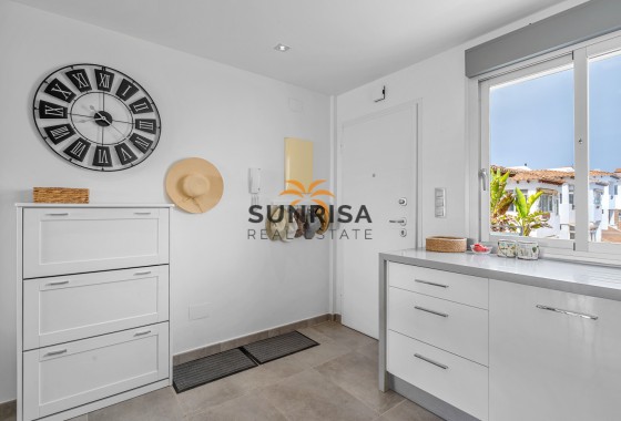 Bungalow · Herverkoop - Orihuela Costa · Punta Prima · Alicante · Spanje