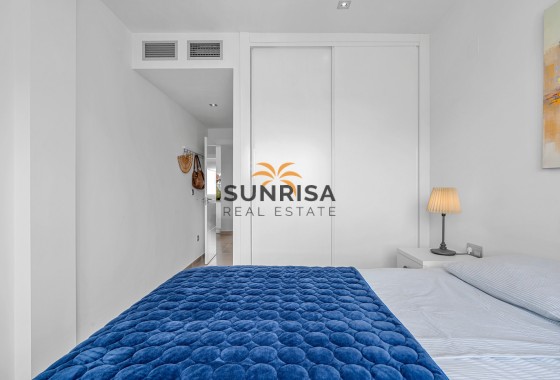 Bungalow · Herverkoop - Orihuela Costa · Punta Prima · Alicante · Spanje