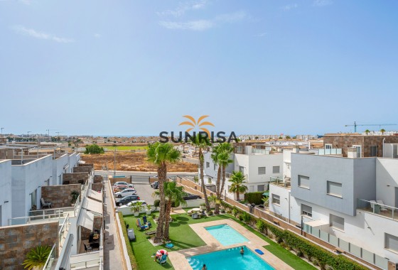 Bungalow · Herverkoop - Orihuela Costa · Punta Prima · Alicante · Spanje