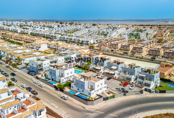 Bungalow · Herverkoop - Orihuela Costa · Punta Prima · Alicante · Spanje
