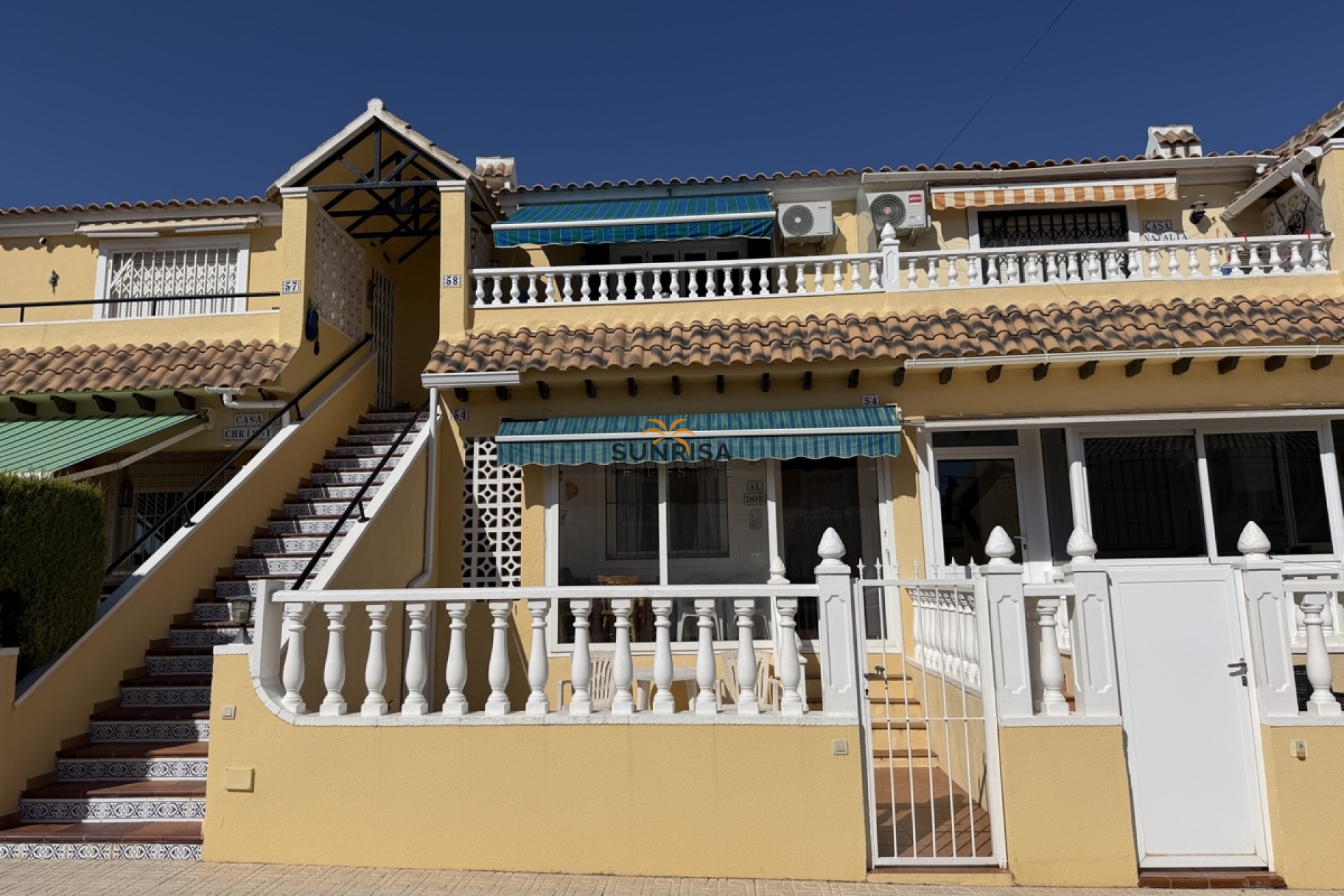 Resale - Apartment - Villamartin