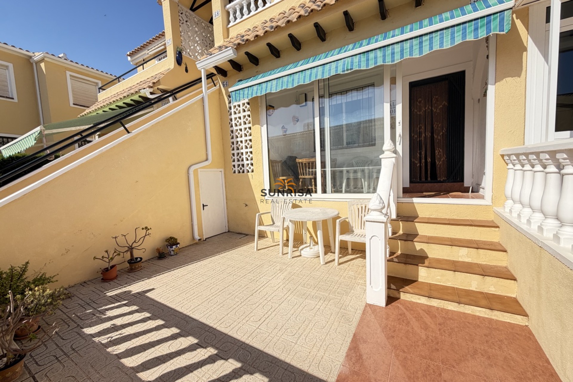 Resale - Apartment - Villamartin