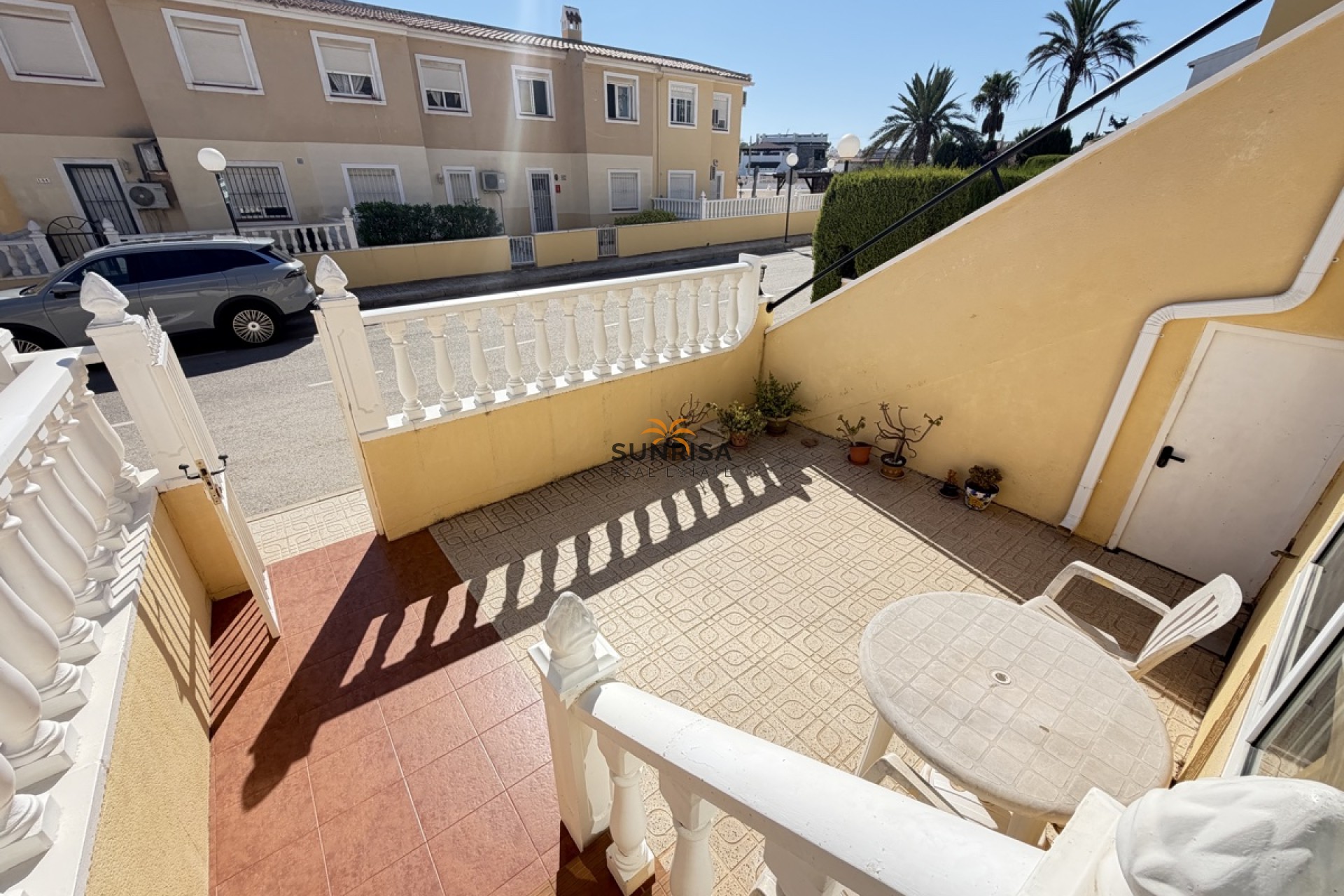 Resale - Apartment - Villamartin