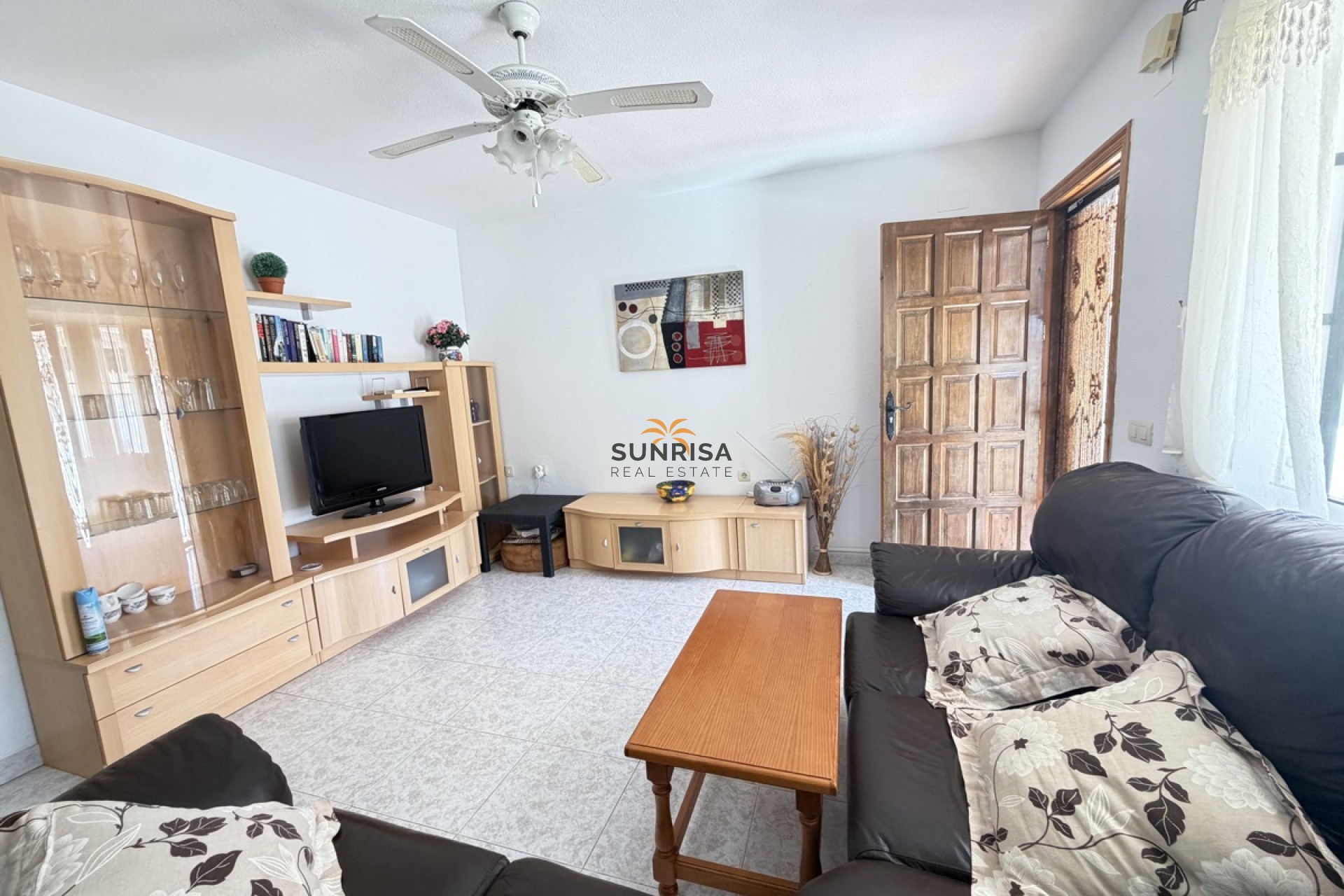 Resale - Apartment - Villamartin