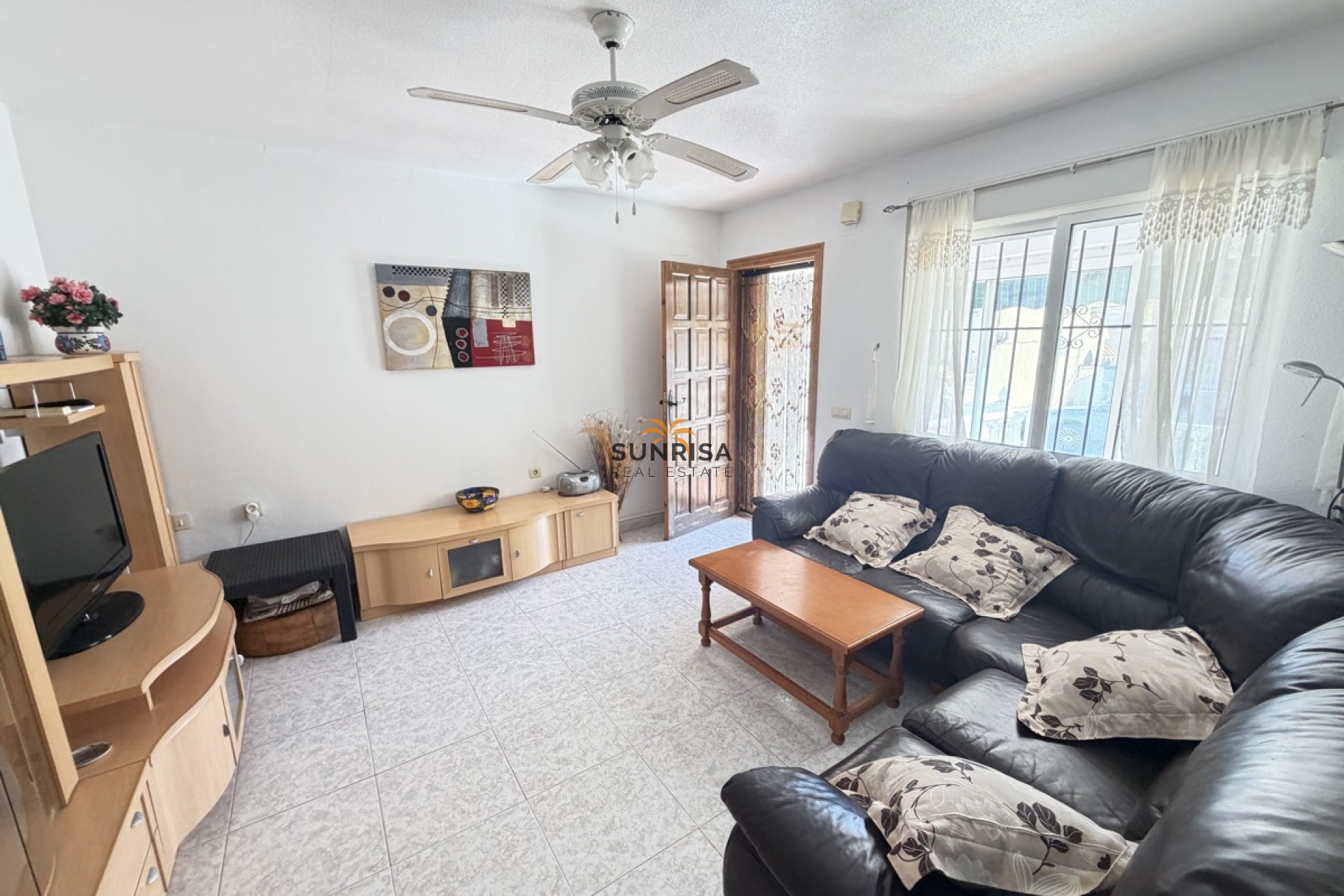 Resale - Apartment - Villamartin