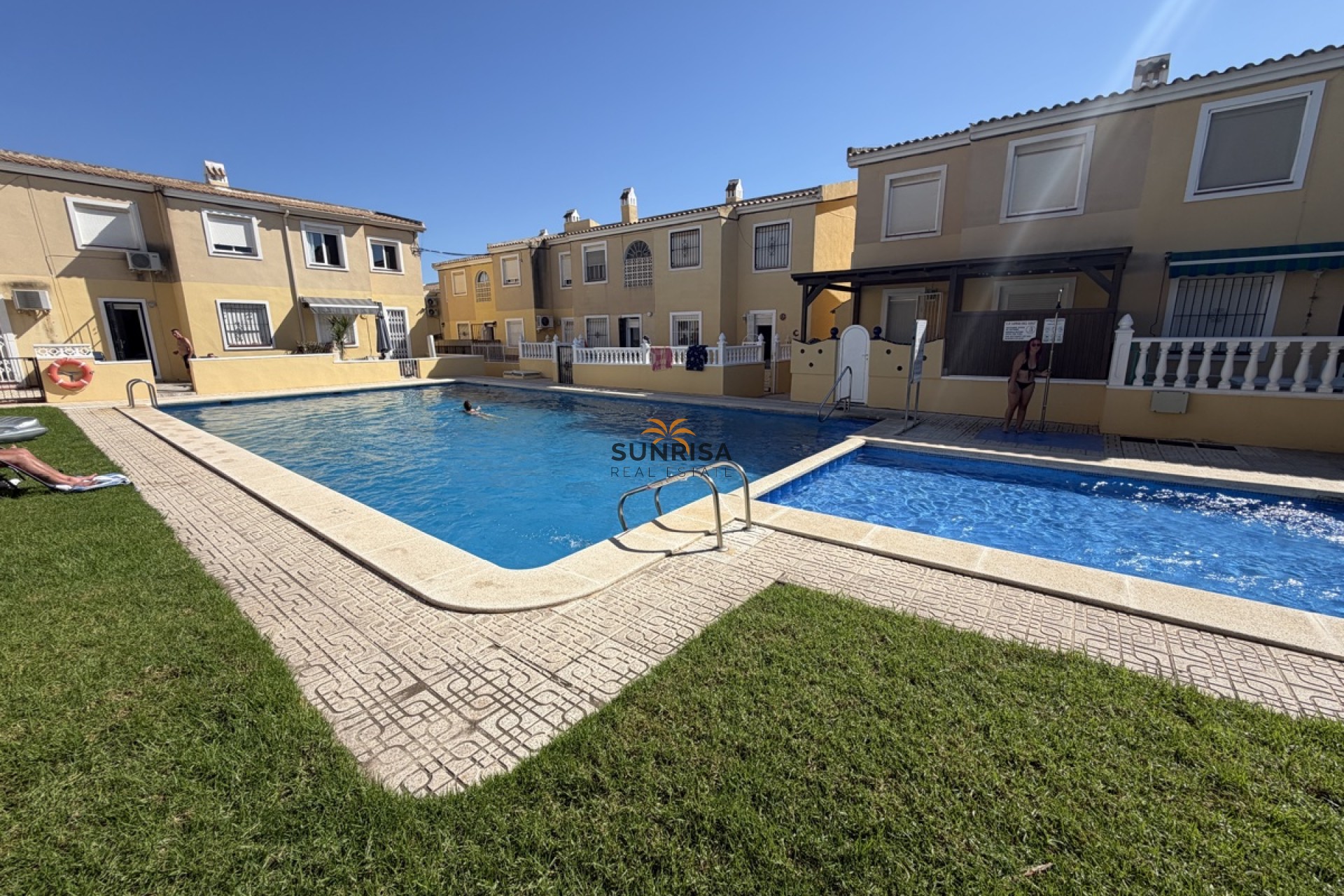 Resale - Apartment - Villamartin