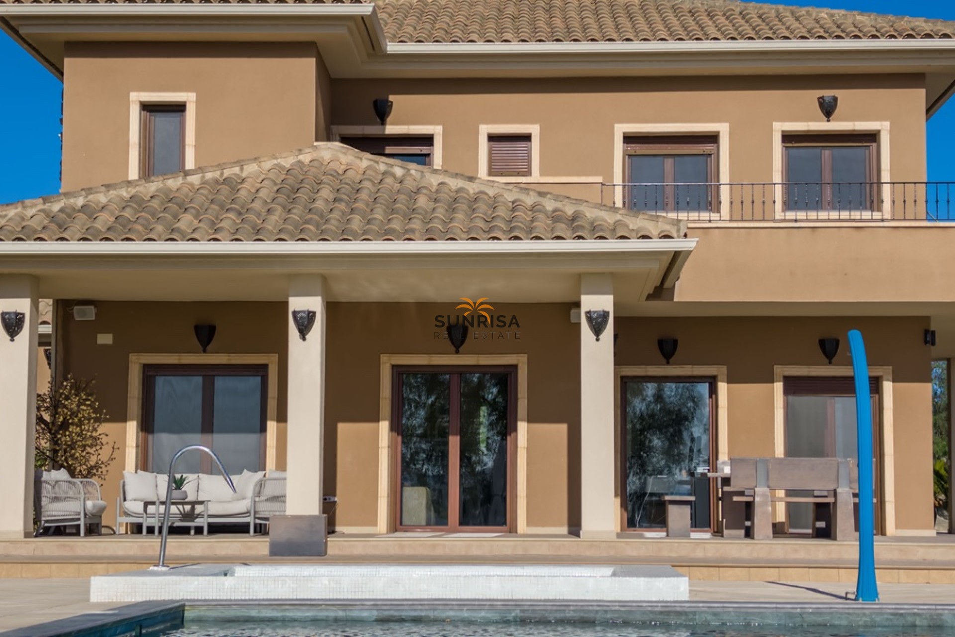 Reventa - Villa - Torremendo