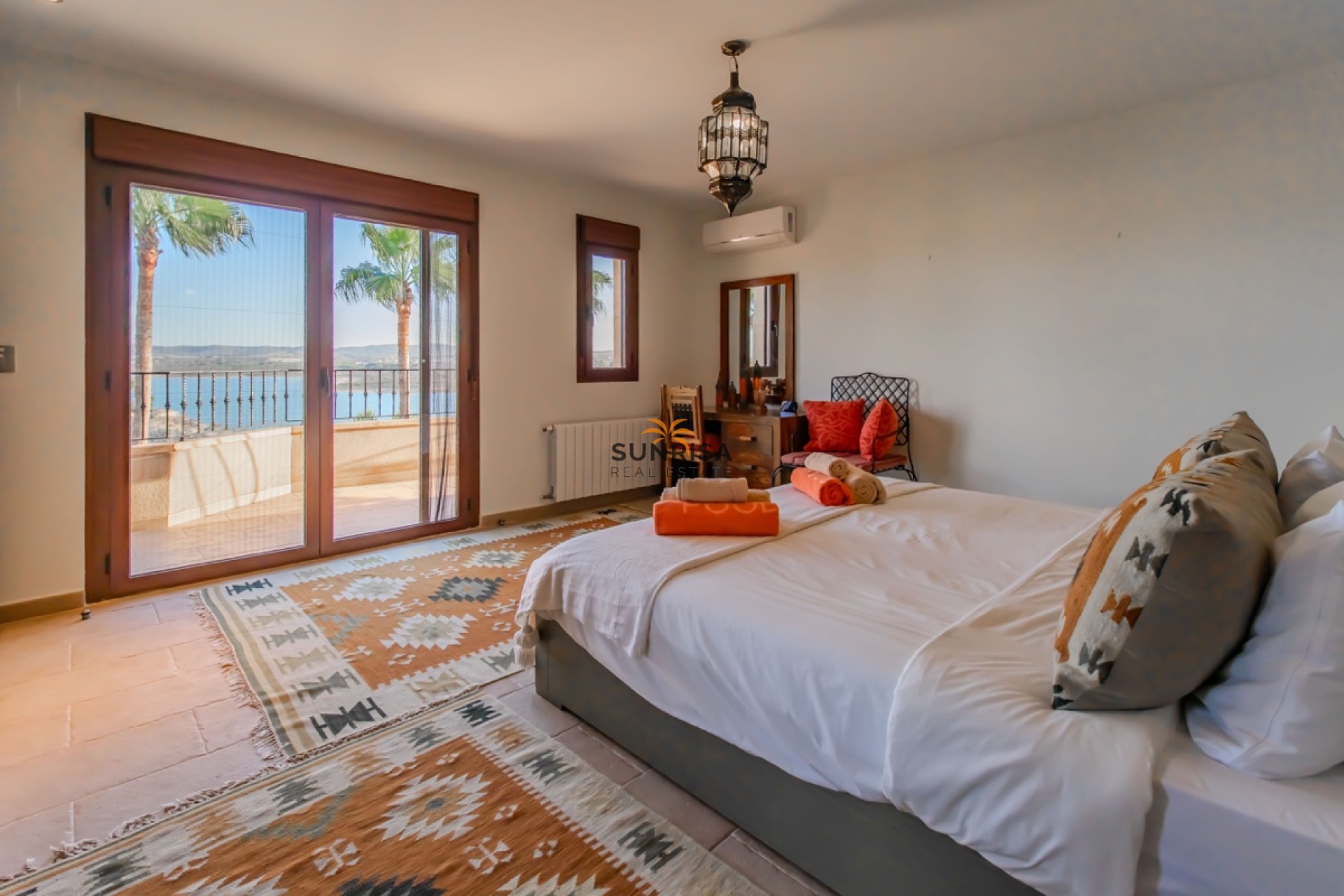 Reventa - Villa - Torremendo