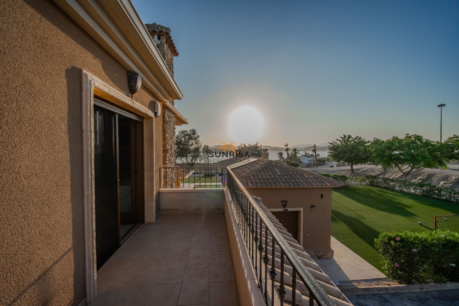 Reventa - Villa - Torremendo