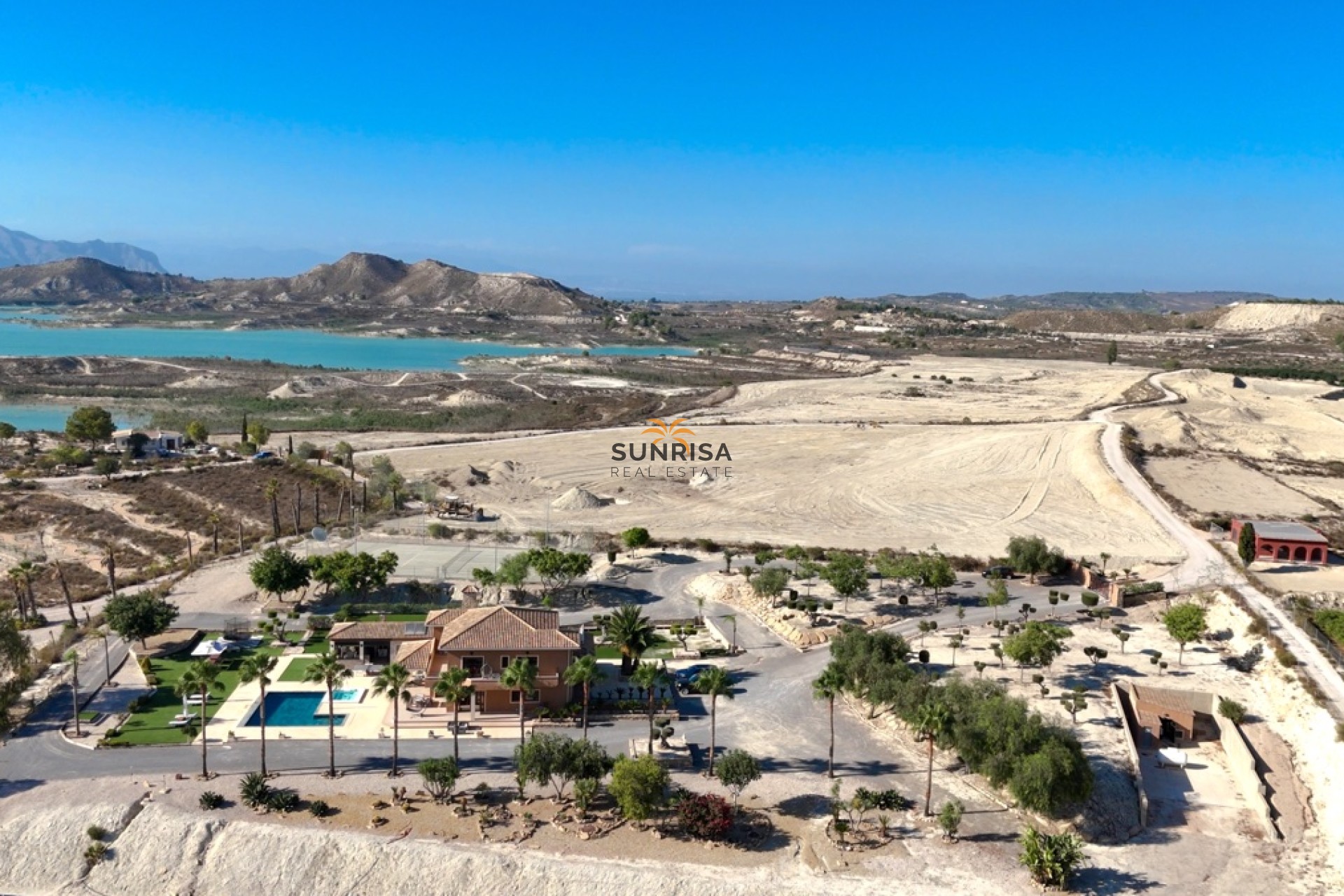 Reventa - Villa - Torremendo