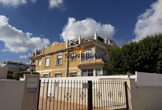 Apartamento · Reventa - Orihuela Costa · Lomas de Cabo Roig · Alicante · España