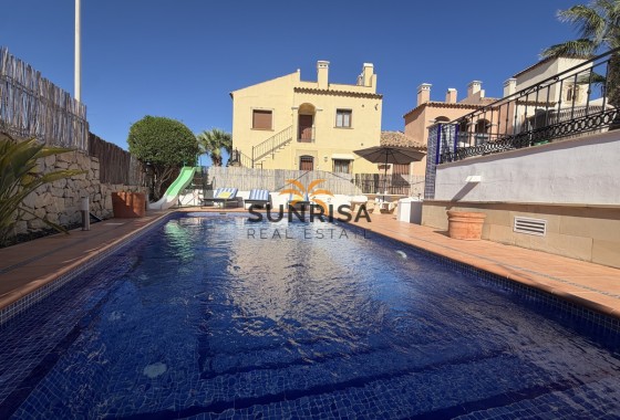 Villa · Revente - La Finca Golf · Alicante · Espagne