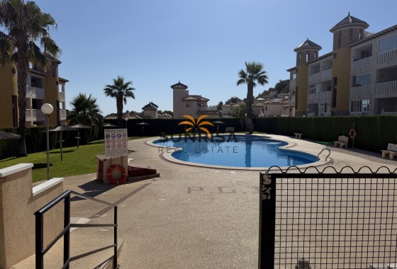 Appartement · Herverkoop - Villamartin · Alicante · Spanje