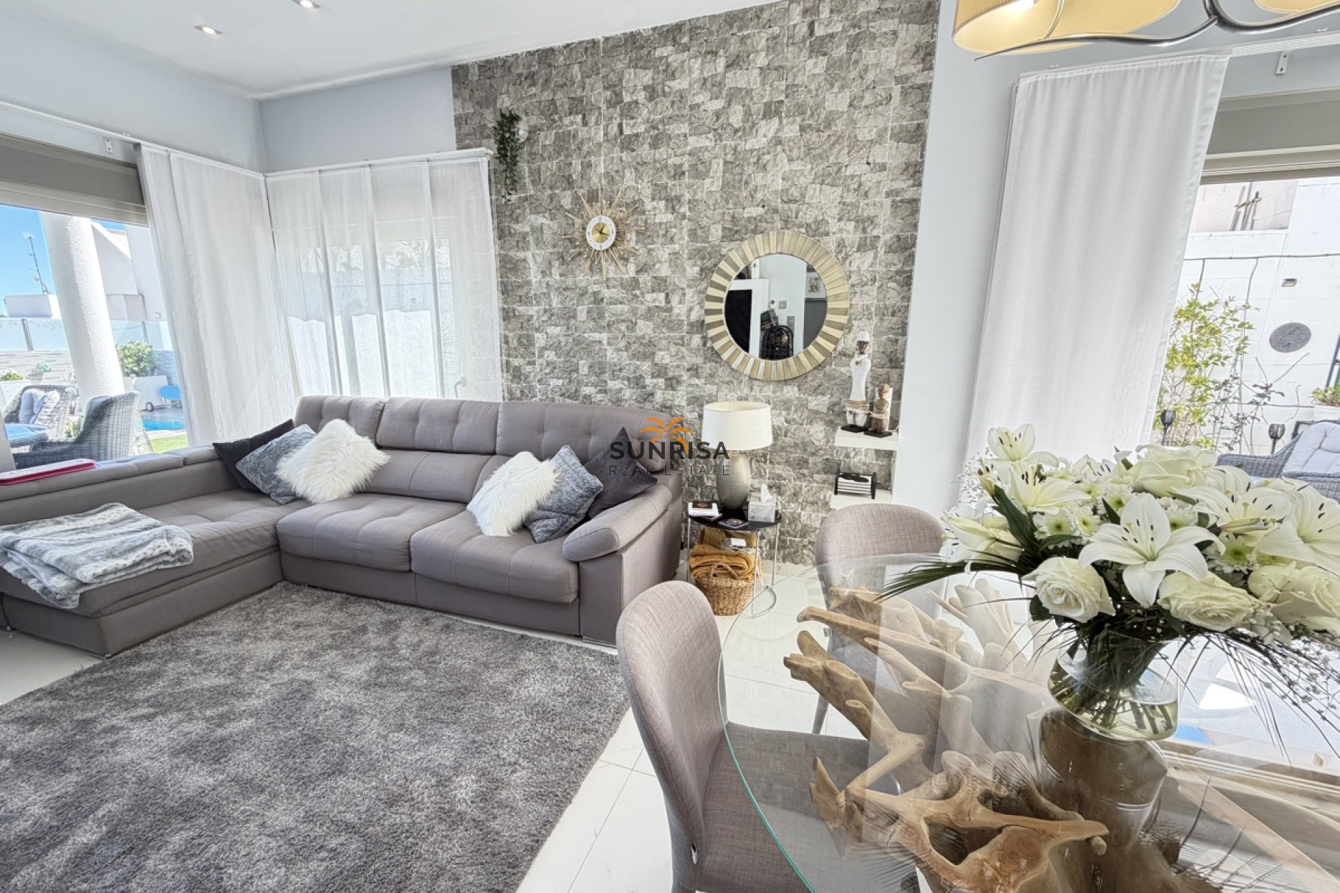 Resale - Villa - Villamartin
