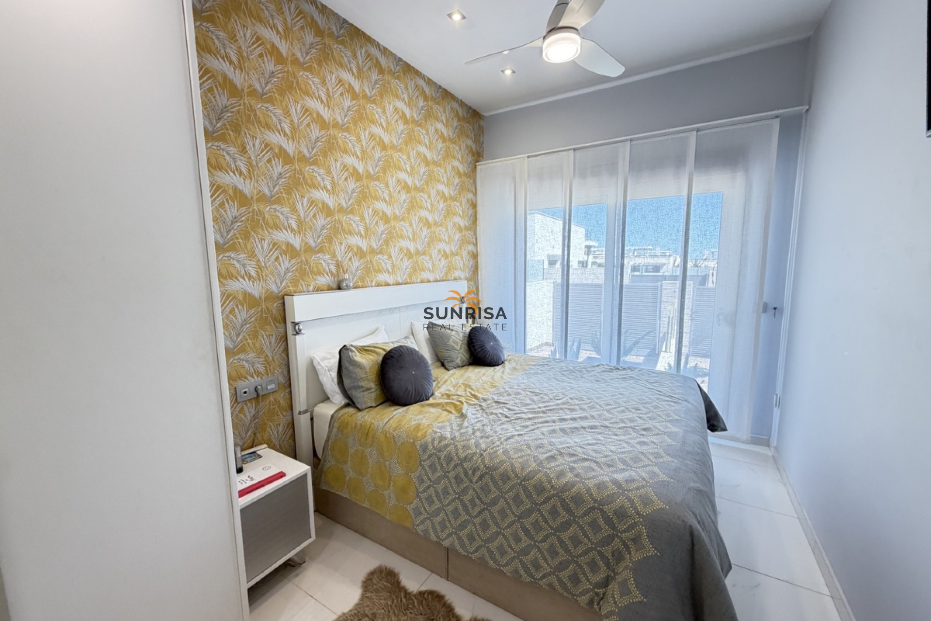 Resale - Villa - Villamartin