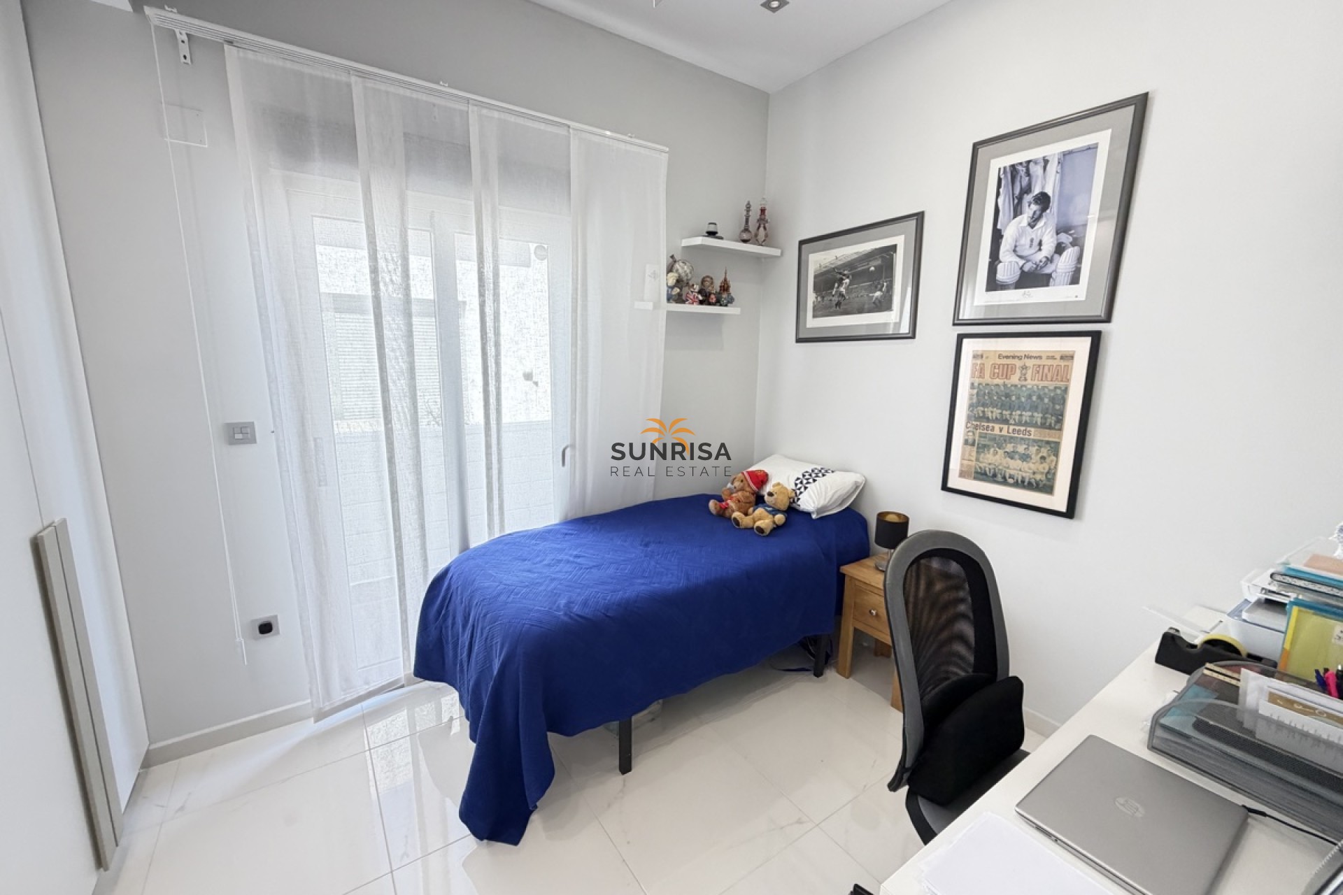 Resale - Villa - Villamartin