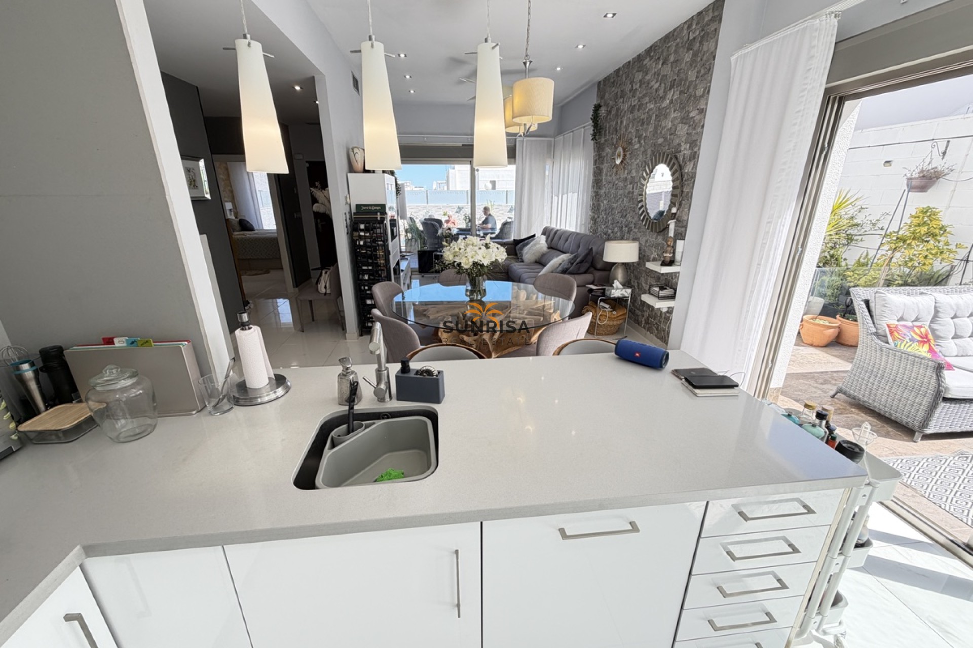 Resale - Villa - Villamartin