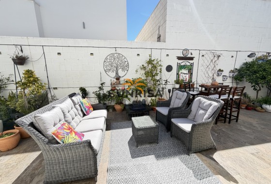 Villa · Revente - Villamartin · Alicante · Espagne