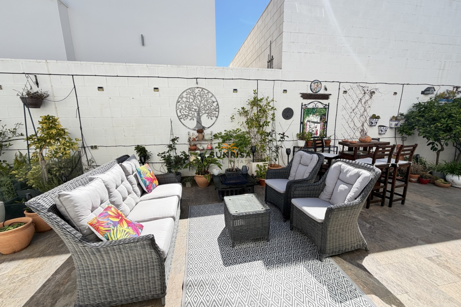 Resale - Villa - Villamartin