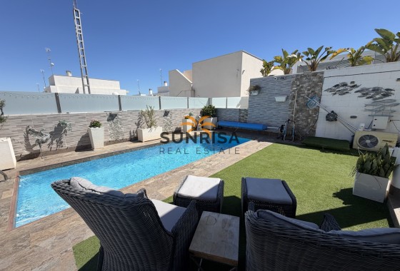 Villa · Revente - Villamartin · Alicante · Espagne
