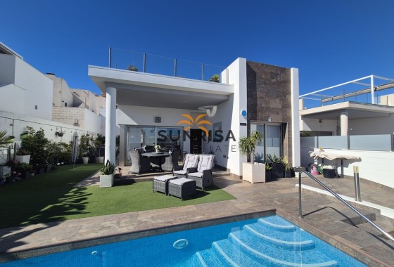 Villa · Revente - Villamartin · Alicante · Espagne