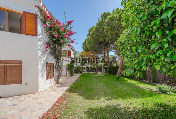 Villa · Reventa - Cabo Roig · Alicante · España
