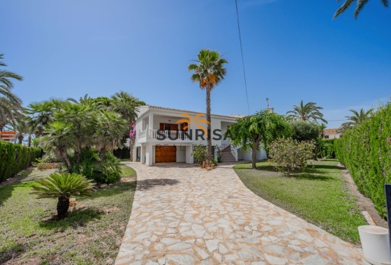 Villa · Reventa - Cabo Roig · Alicante · España