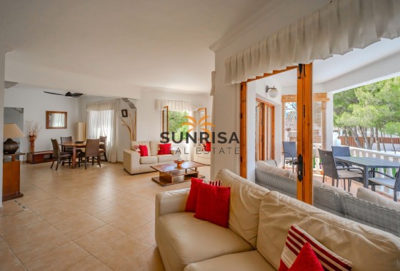 Villa · Reventa - Cabo Roig · Alicante · España