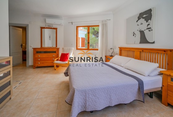 Villa · Reventa - Cabo Roig · Alicante · España