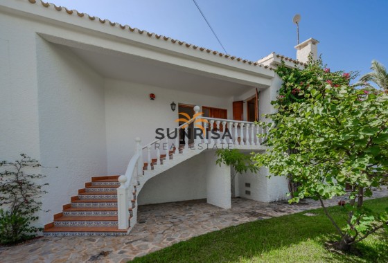 Villa · Reventa - Cabo Roig · Alicante · España