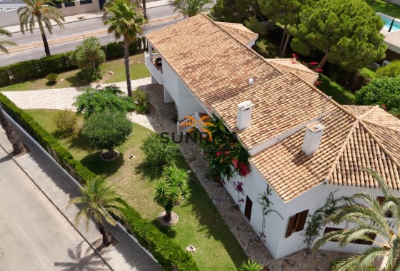 Villa · Reventa - Cabo Roig · Alicante · España