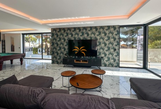 Villa · Revente - Villamartin · Alicante · Espagne