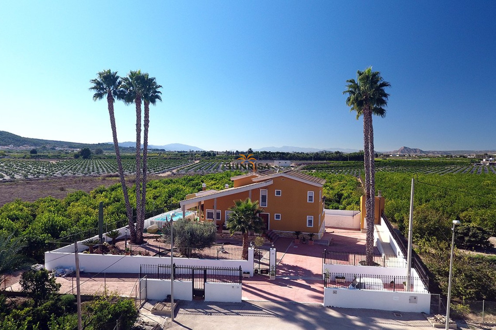 Resale - Finca - Orihuela