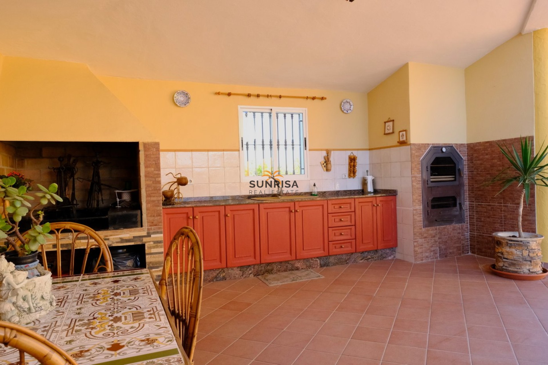 Resale - Finca - Orihuela