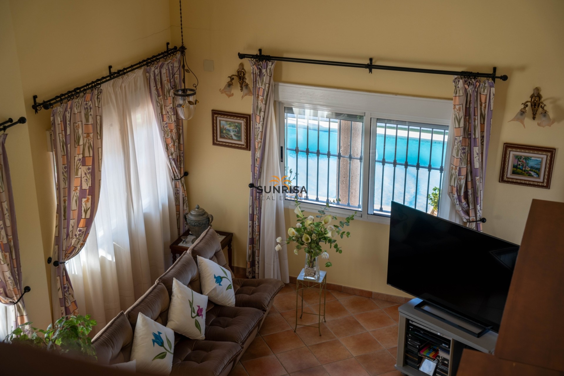 Resale - Finca - Orihuela