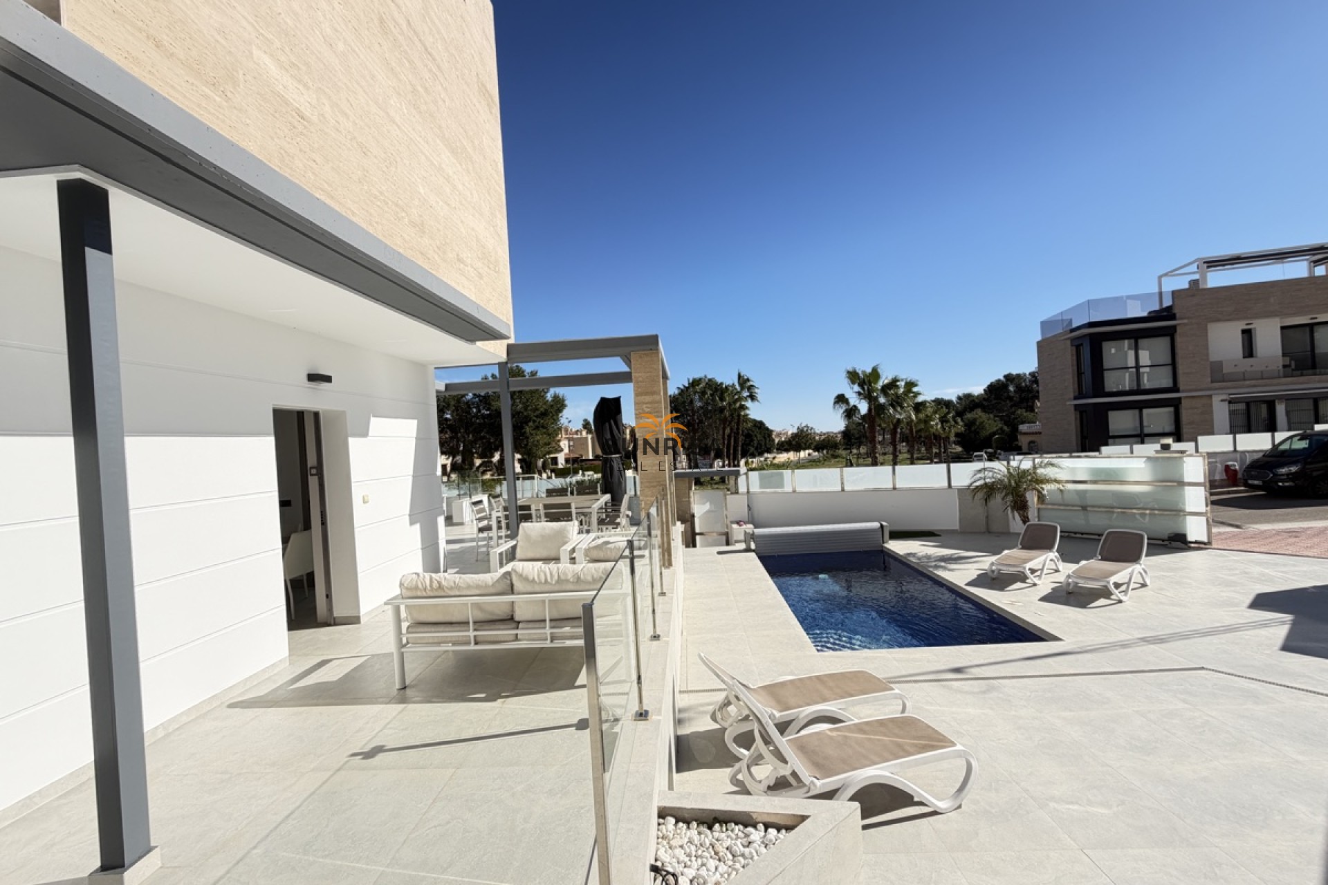 Resale - Villa - Villamartin