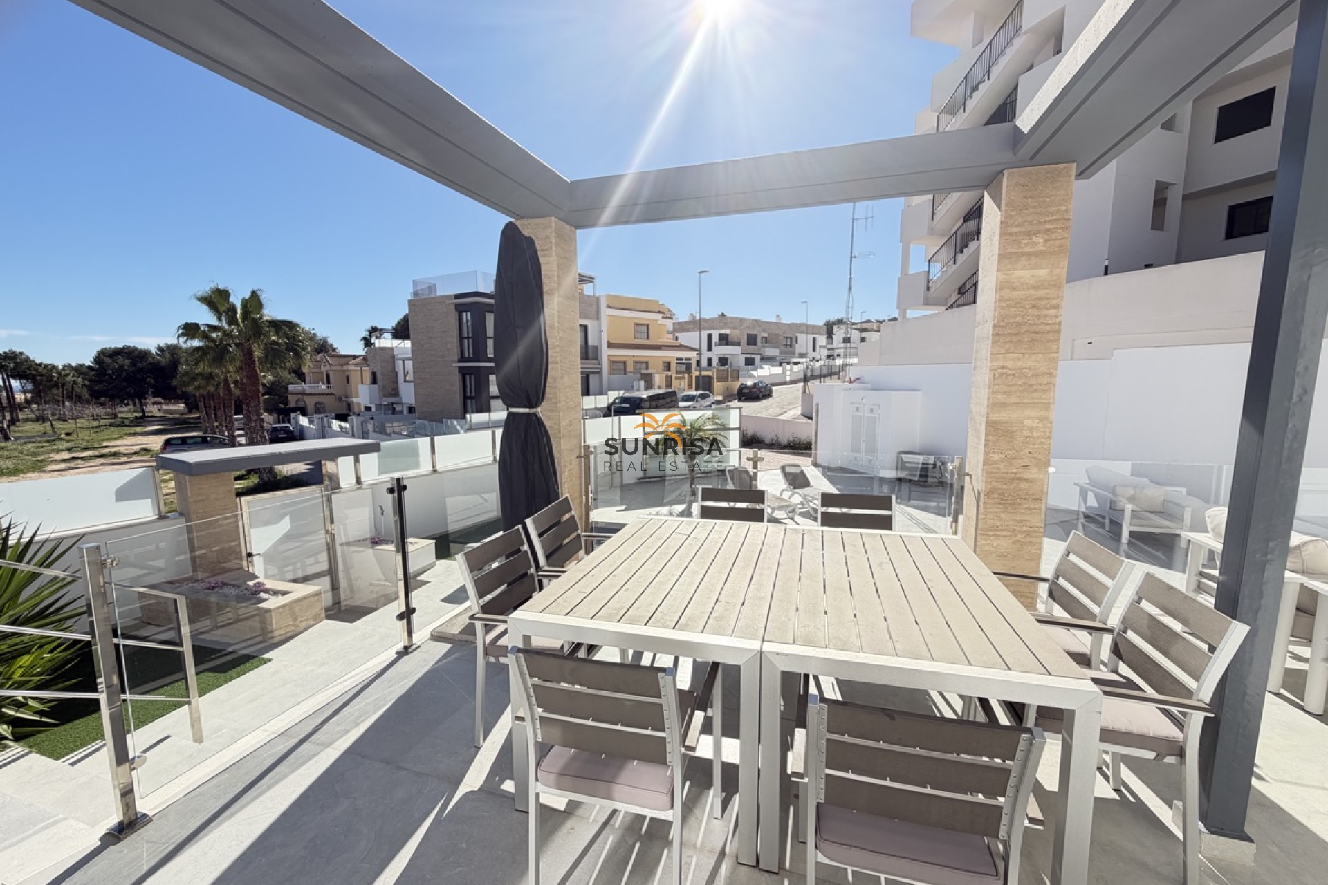 Resale - Villa - Villamartin