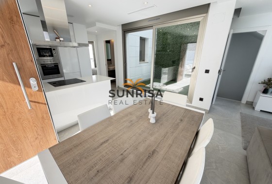 Villa · Revente - Villamartin · Alicante · Espagne