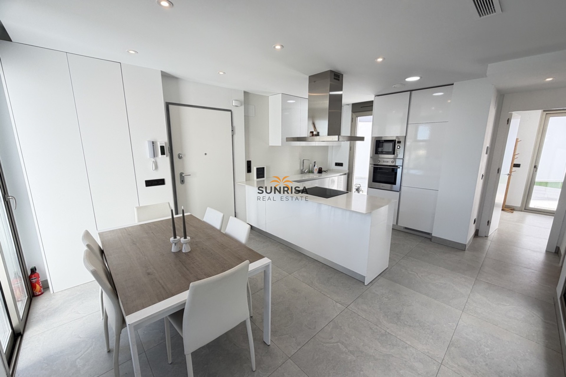 Resale - Villa - Villamartin