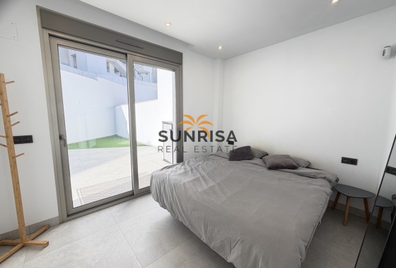 Villa · Revente - Villamartin · Alicante · Espagne