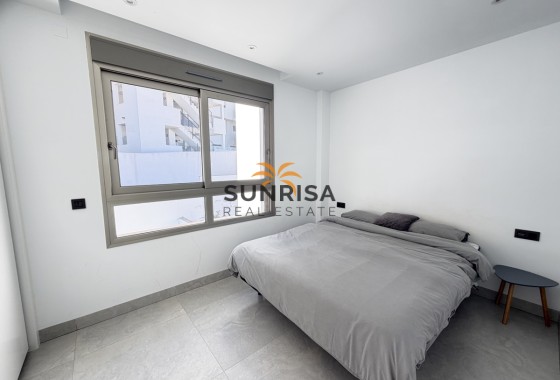 Villa · Revente - Villamartin · Alicante · Espagne