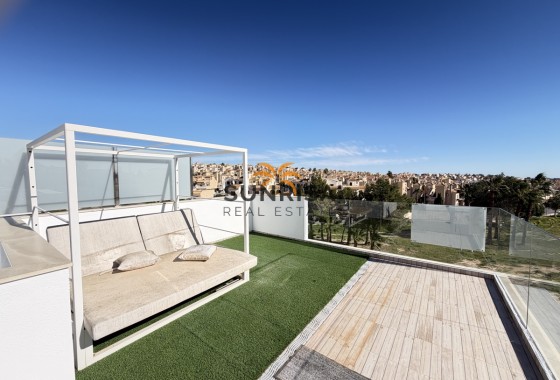 Villa · Revente - Villamartin · Alicante · Espagne