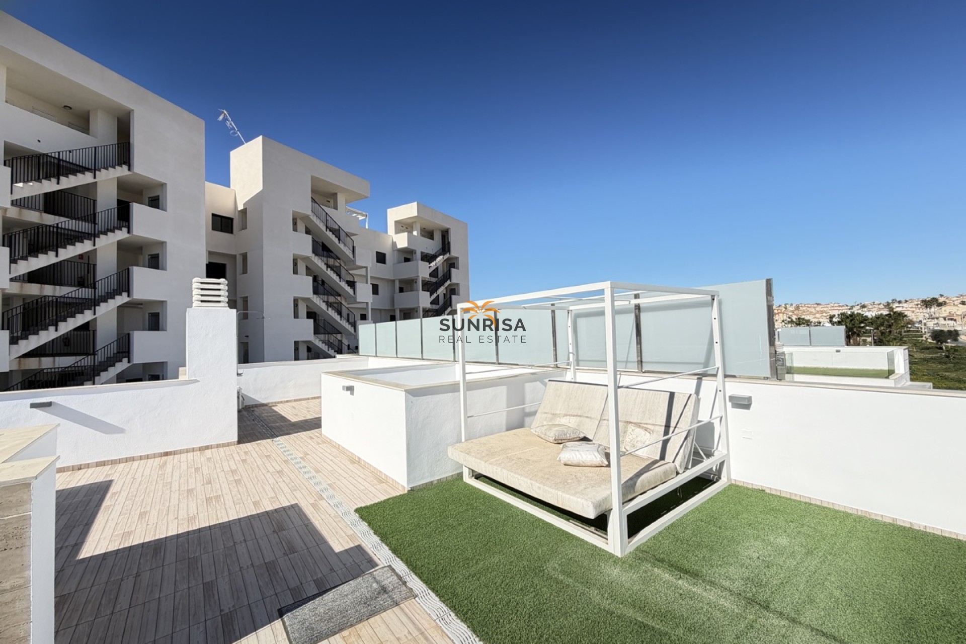 Resale - Villa - Villamartin