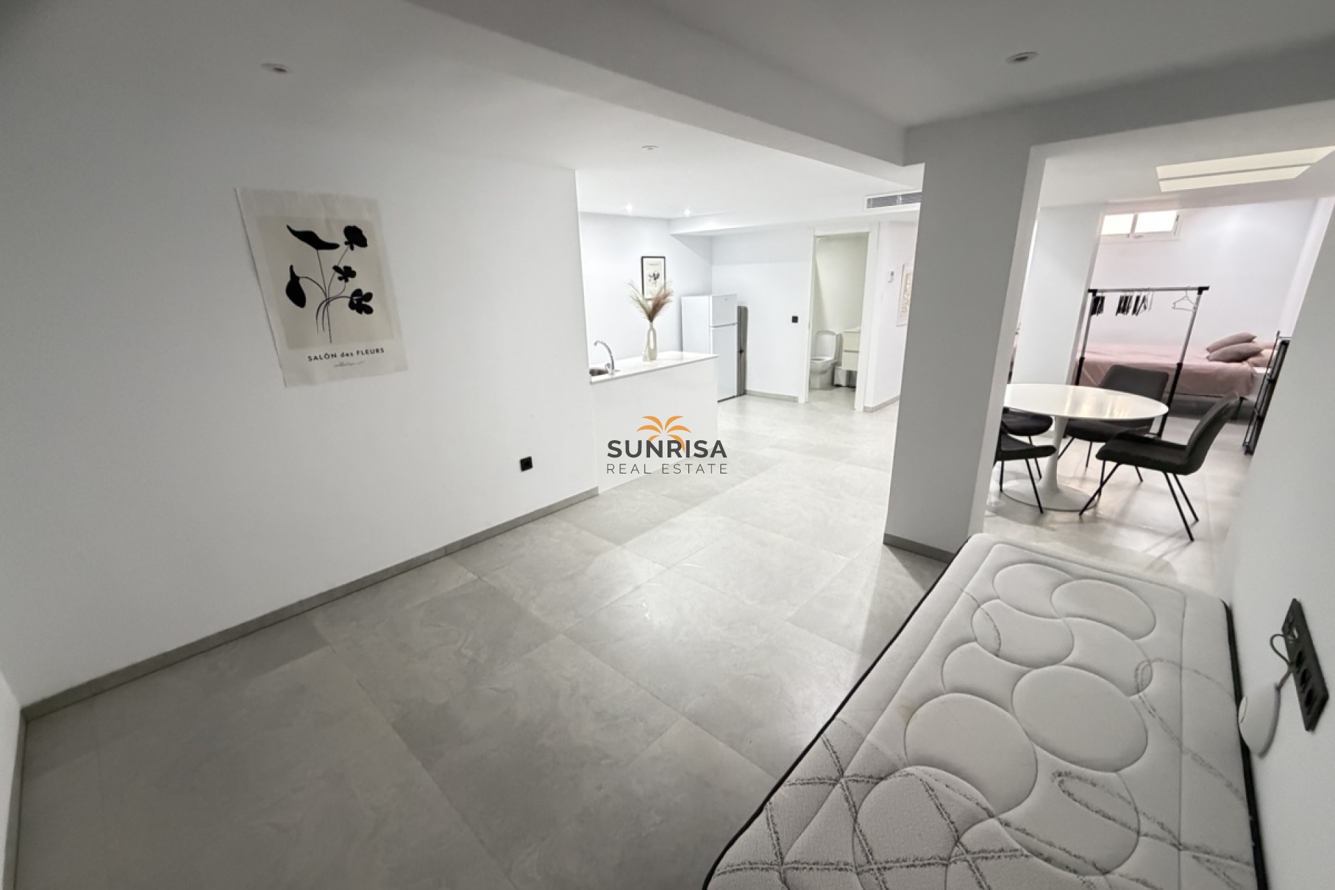 Resale - Villa - Villamartin