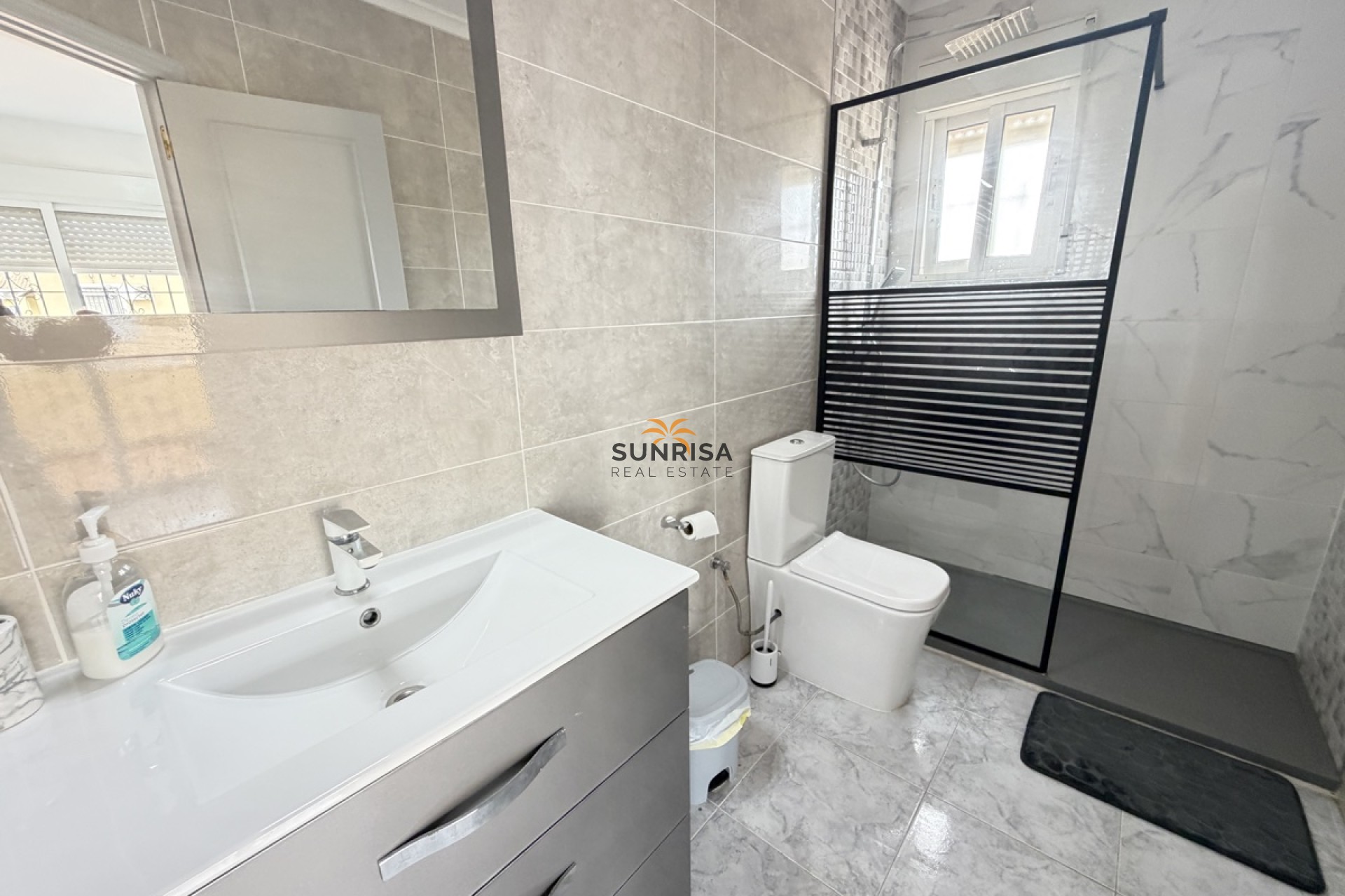 Revente - Villa - Villamartin