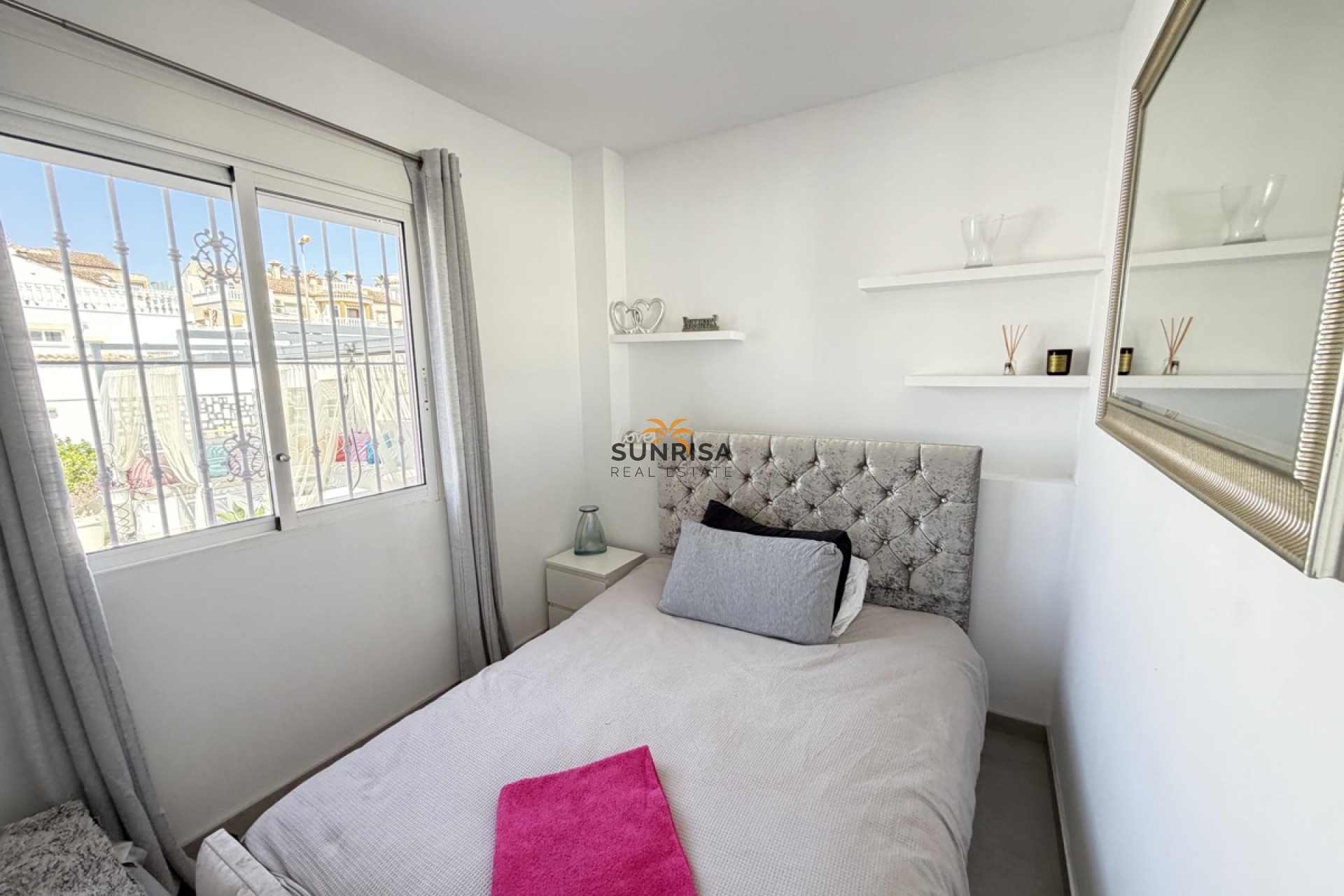 Resale - Villa - San Miguel de Salinas