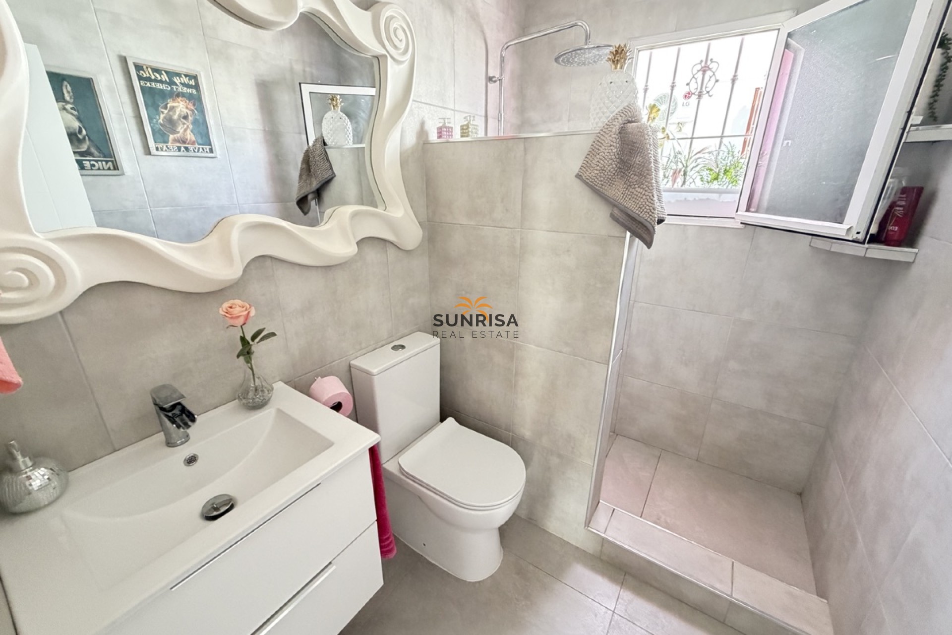 Resale - Villa - San Miguel de Salinas
