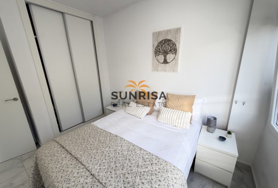 Appartement · Herverkoop - La Zenia · Alicante · Spanje