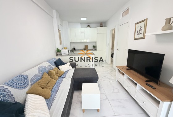 Appartement · Herverkoop - La Zenia · Alicante · Spanje
